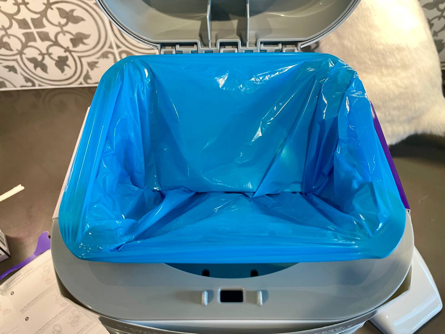 Platinum Litter Genie Caine Review - Garbage Bag in the Cube